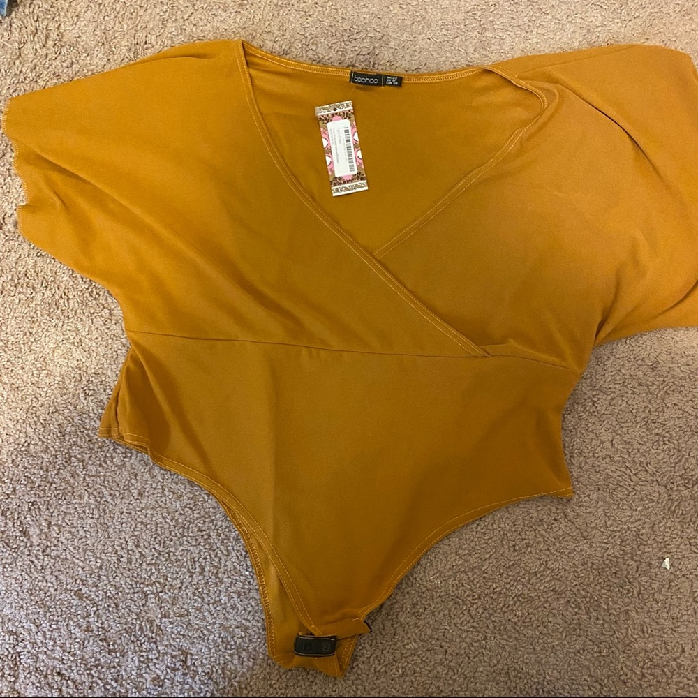 NWT Boohoo Body Suit